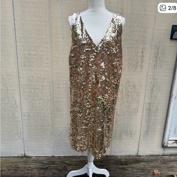 LOFT Dresses & Skirts - LOFT Gold Sequin Golden Beauty V-Neck Mini Dress